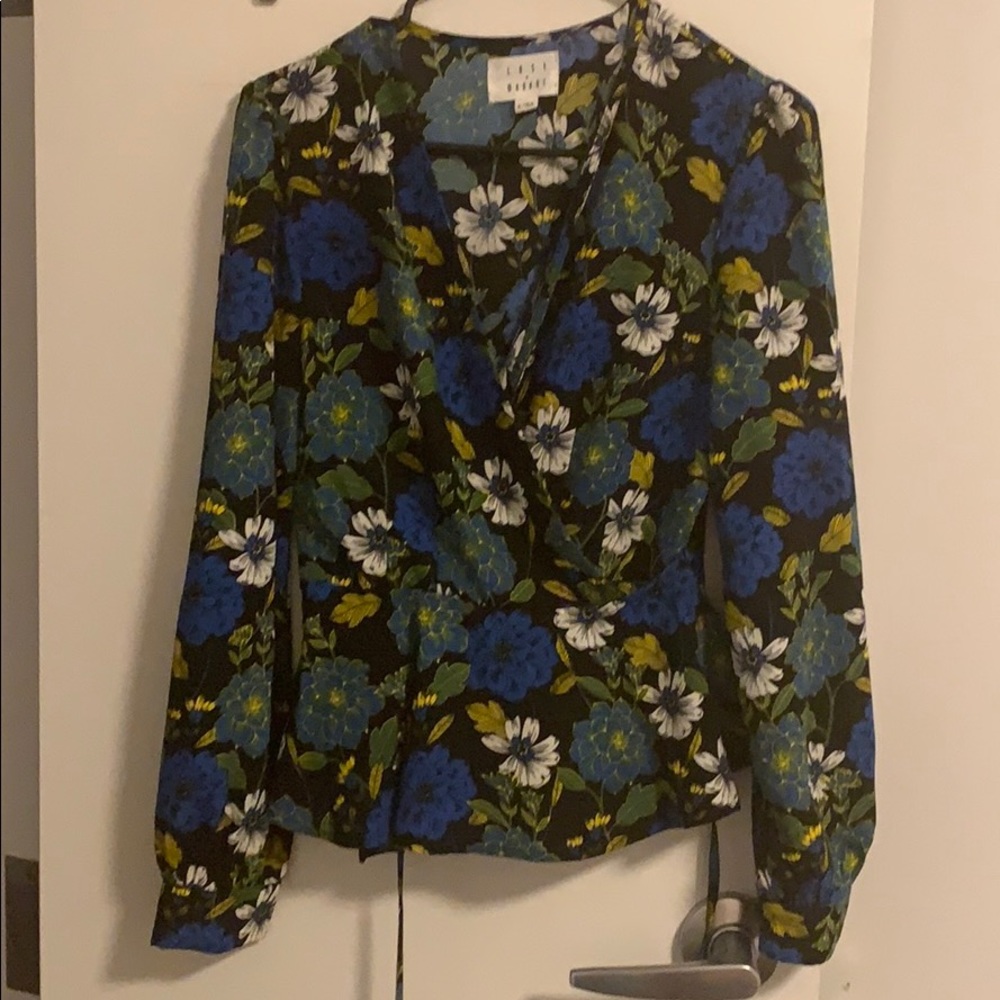 NWOT lost + wander floral blouse